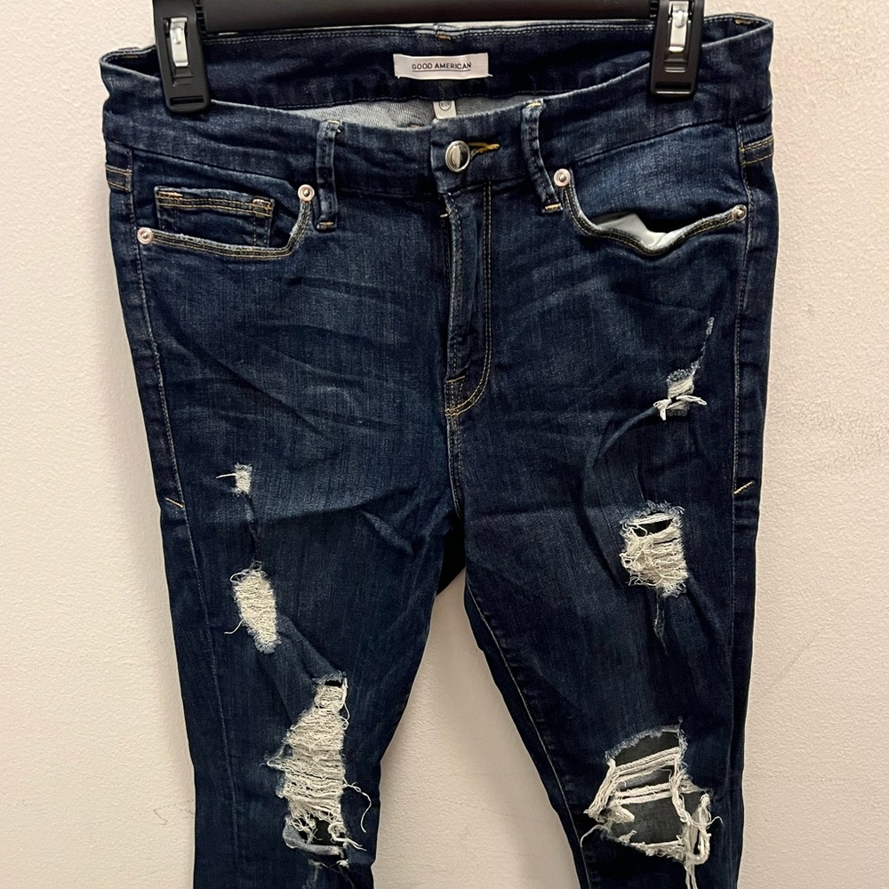 Good American Distressed Stretchy Skinny Jeans 8/29 Dark Wash